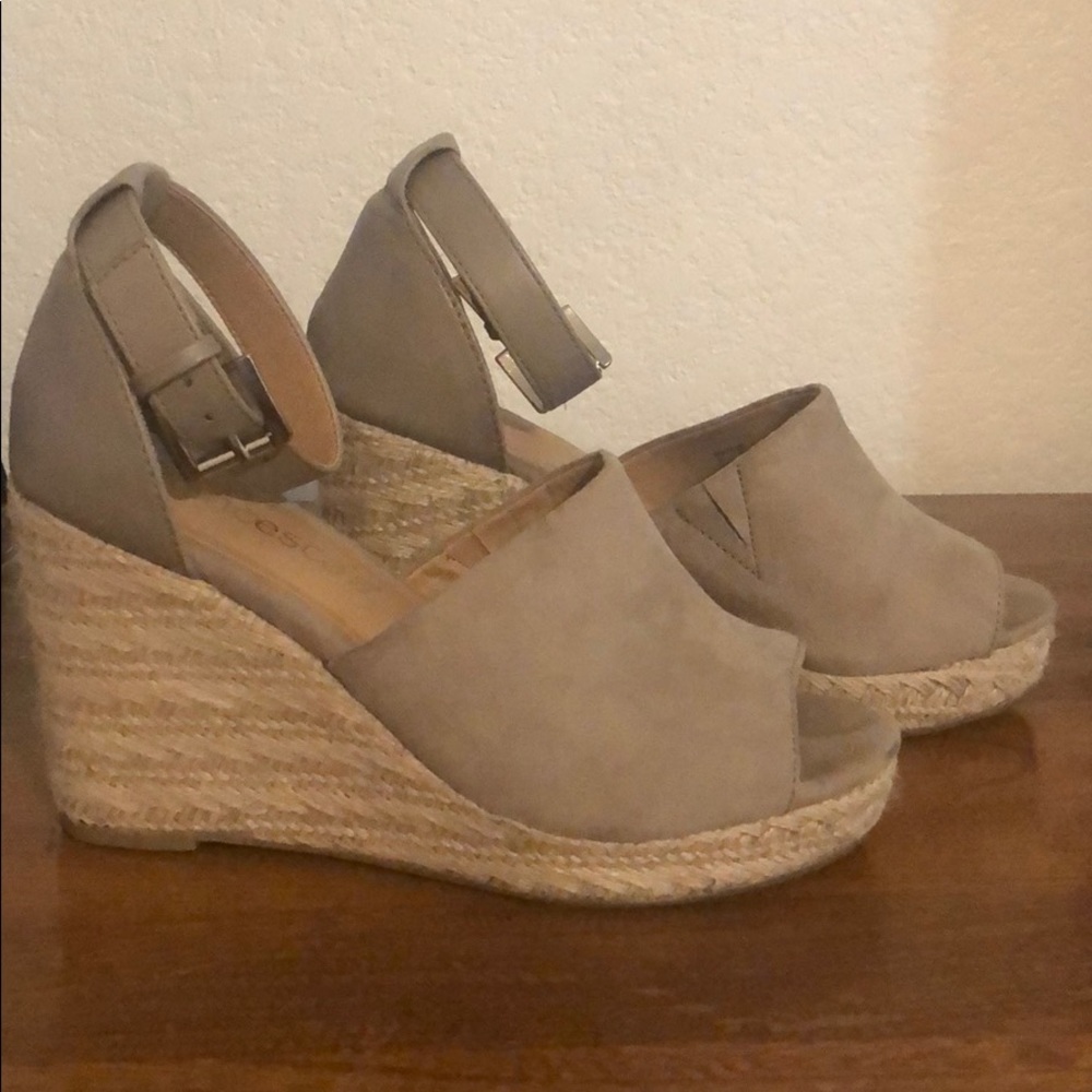 Taupe Wedges